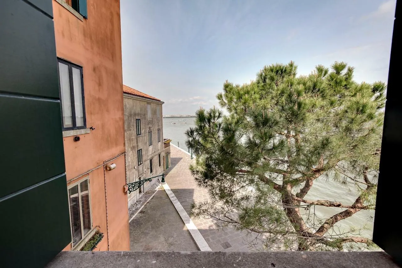 Venice Blue Lagoon 0*,  Italia